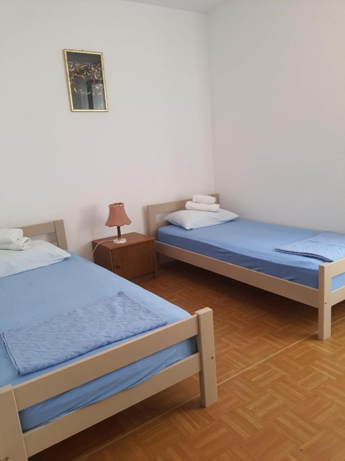 Apartments Andjus Свети-Стефан Экстерьер фото