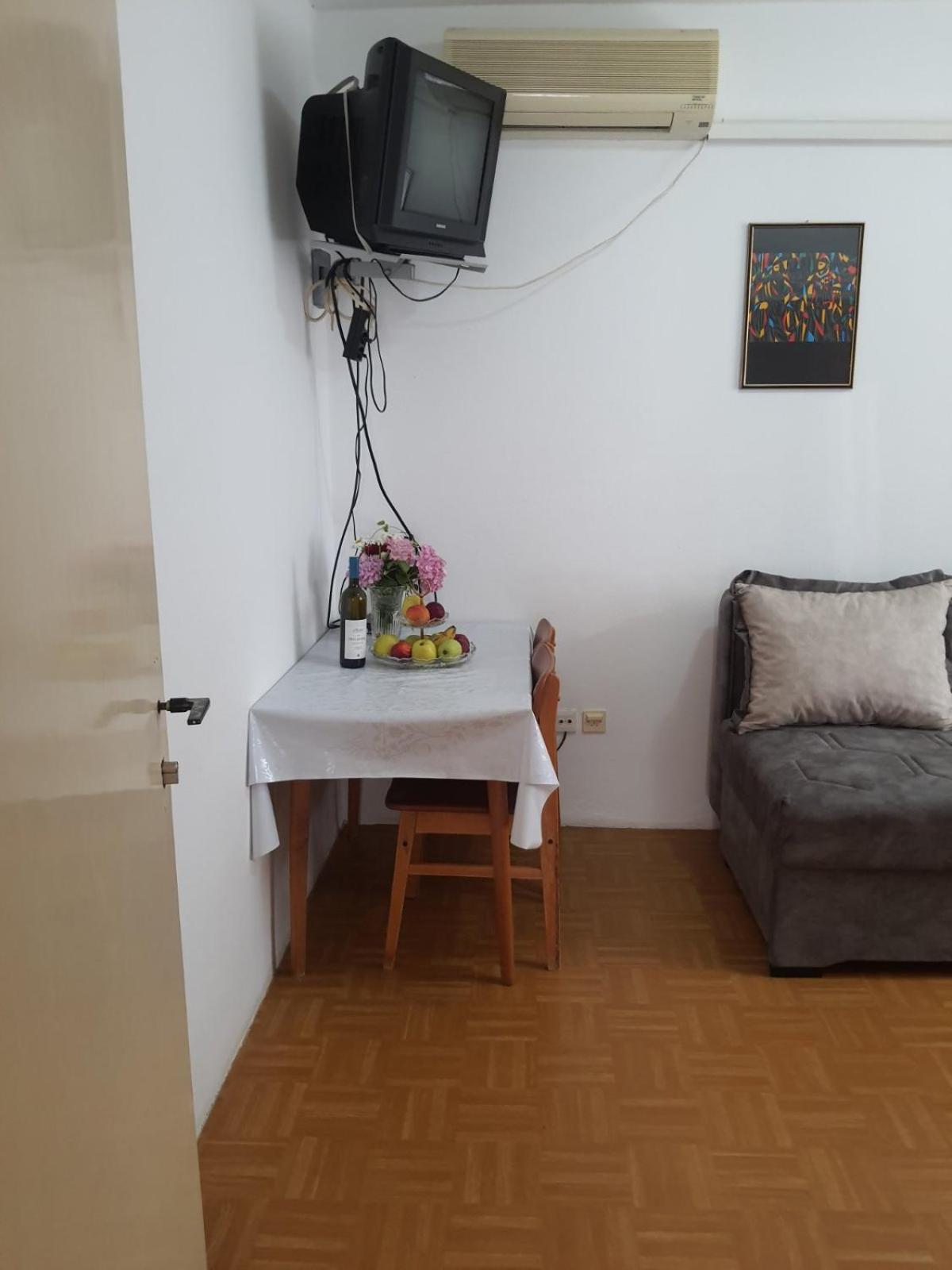 Apartments Andjus Свети-Стефан Экстерьер фото